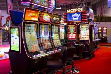 Account dashboard showing slot game history and weekly cashback tracker